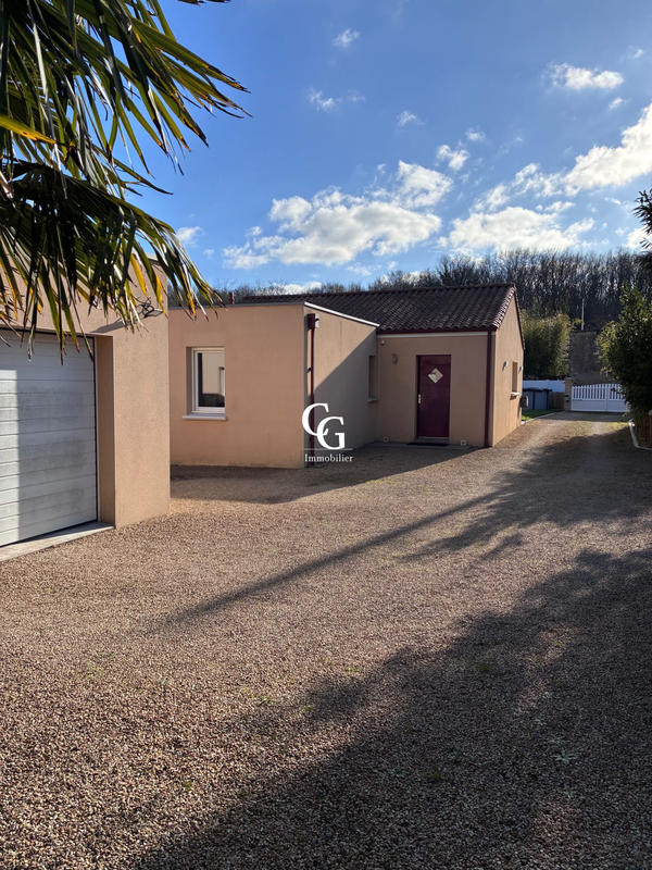 Maison - 93 m² - 4 pièces