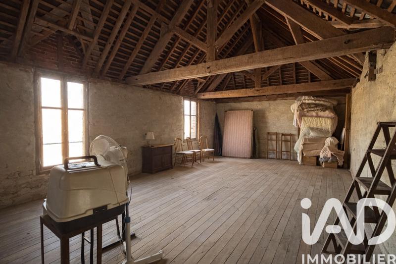 Maison - 233 m² - 10 pièces