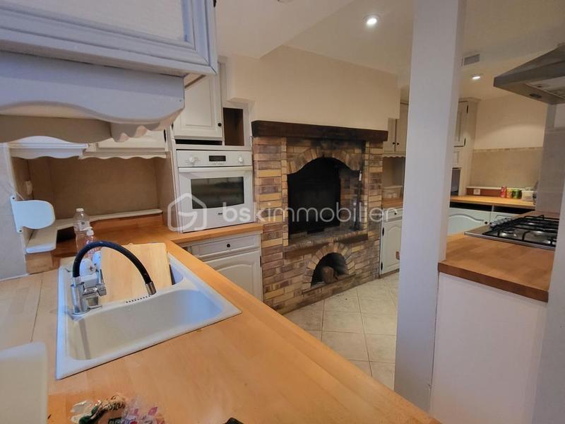 Maison - 140 m² - 5 pièces