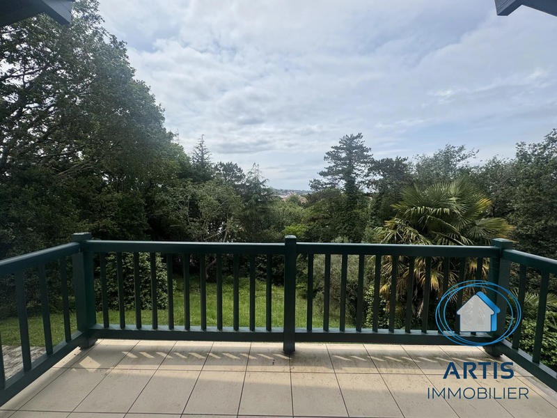 Maison - 183 m² - 8 pièces