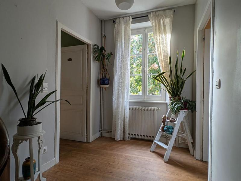 Maison - 238 m² - 8 pièces