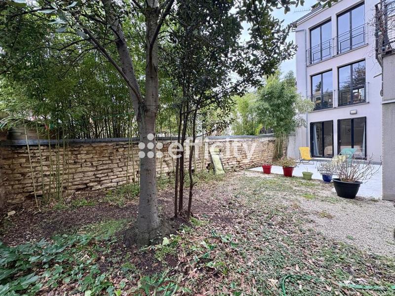 Maison ancienne - 205 m² - 6 pièces