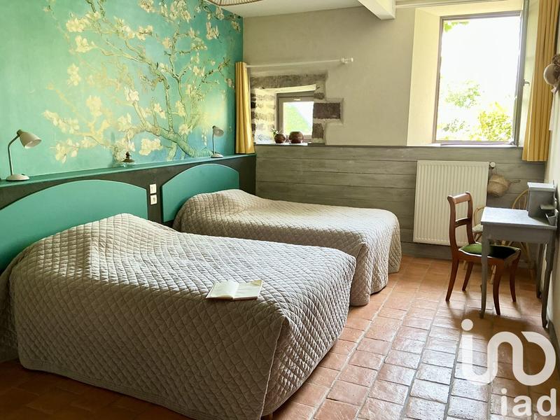 Maison de campagne - 470 m² - 8 pièces