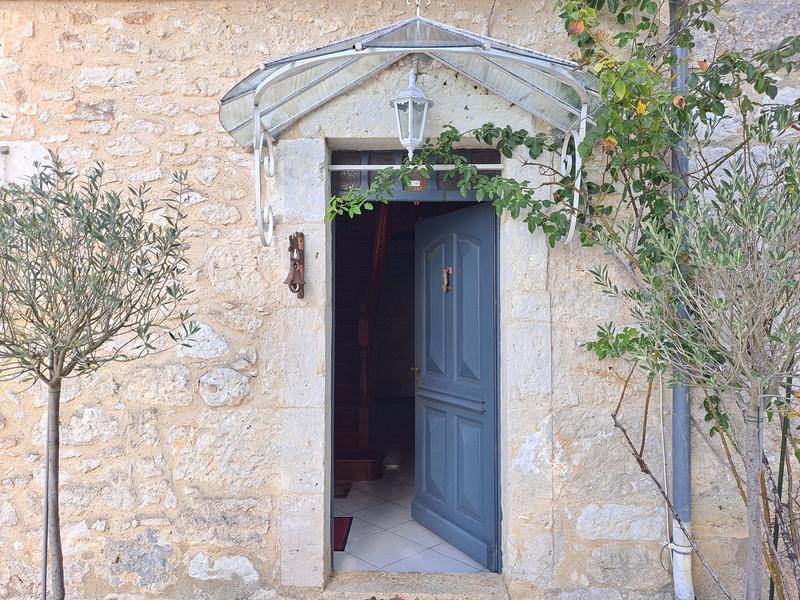 Maison - 250 m² - 6 pièces