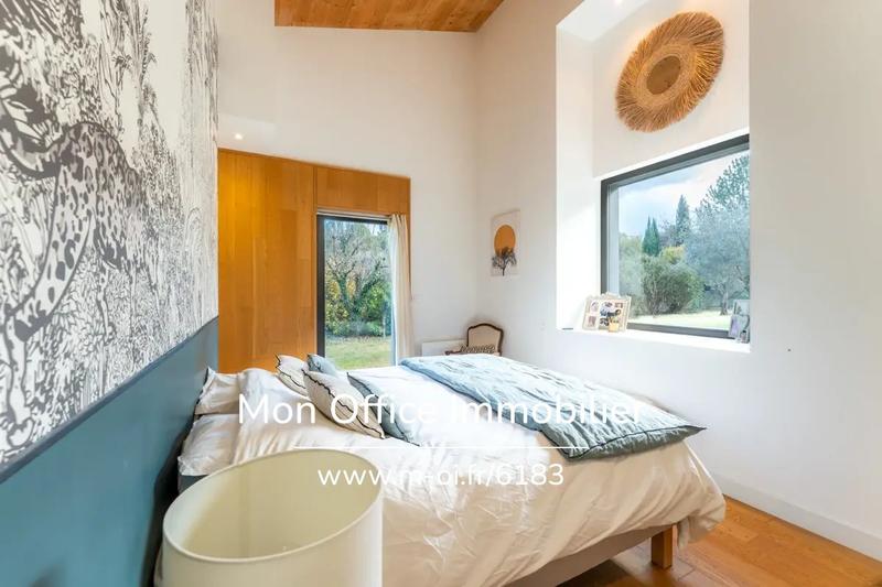 Maison - 160 m² - 5 pièces