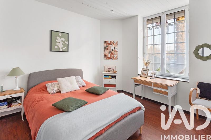 Maison - 207 m² - 6 pièces