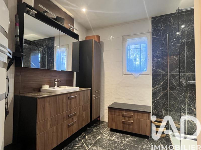 Maison - 142 m² - 5 pièces