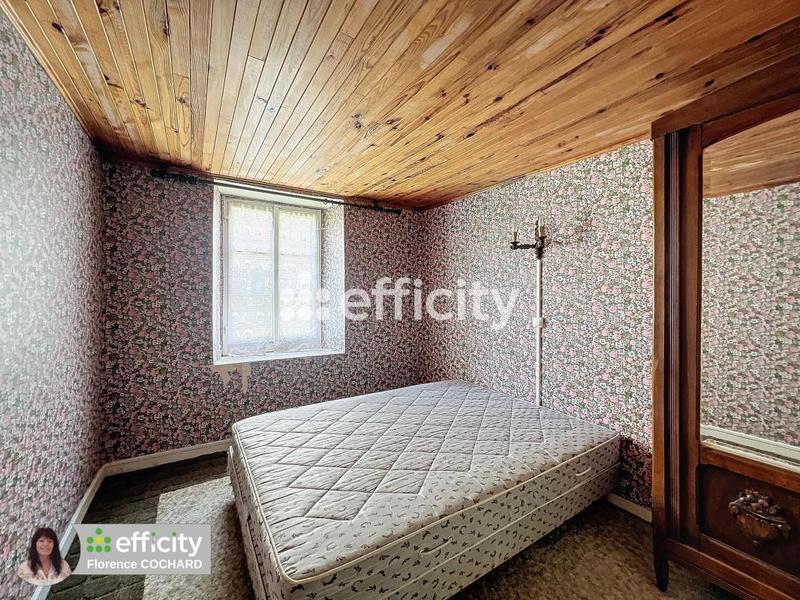 Maison - 410 m² - 9 pièces