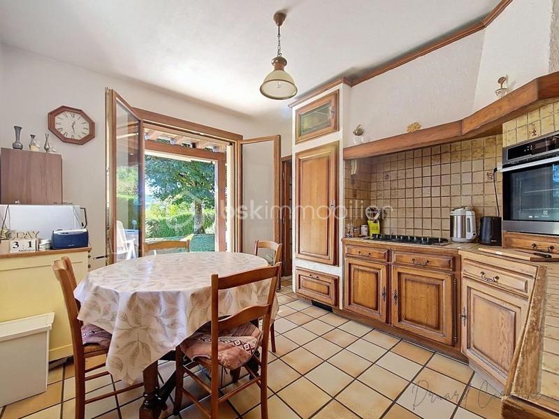 Maison - 143 m² - 6 pièces