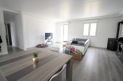 Pavillon - 94 m² - 5 pièces