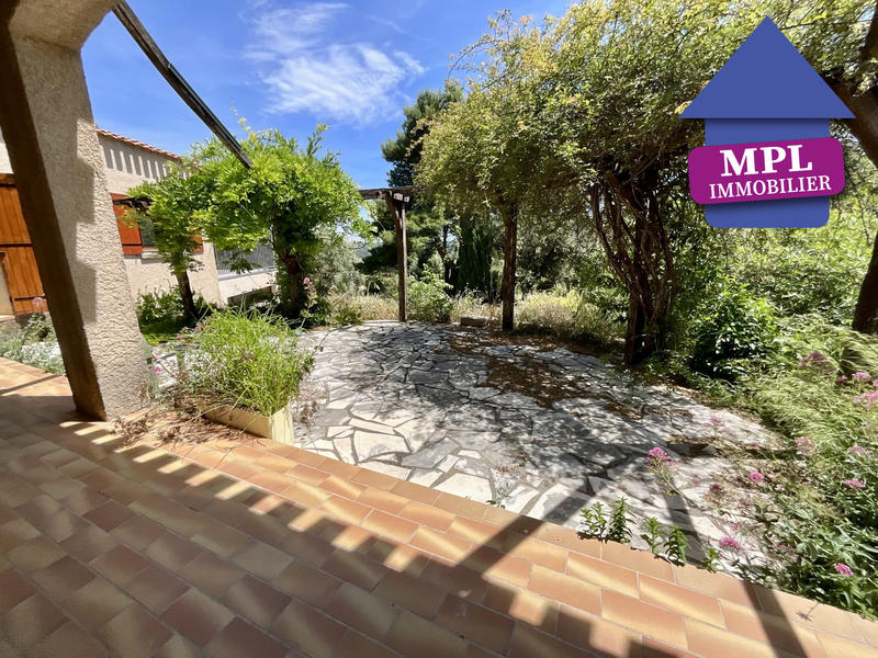 Villa - 165 m² - 12 pièces