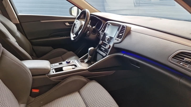 Renault Talisman estate blue dci 160 edc business