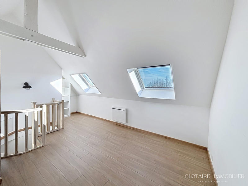 Appartement - 96 m² - 5 pièces