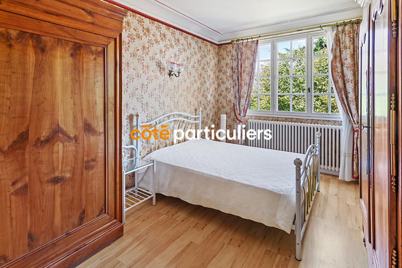 Maison - 170 m² - 5 pièces