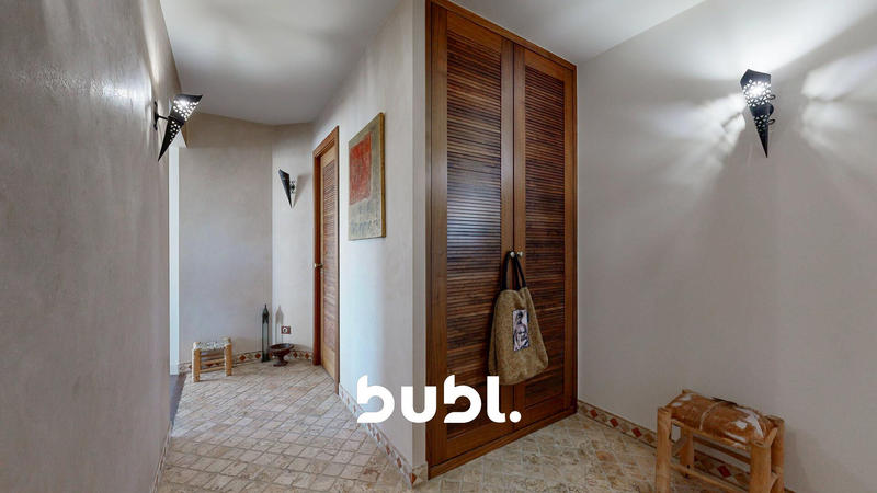 Appartement - 125 m² - 6 pièces