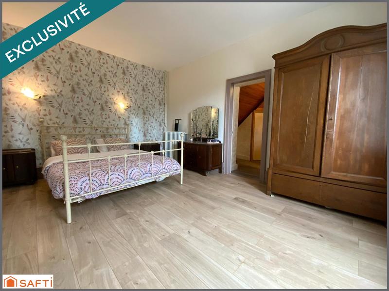 Maison de maîtres - 280 m² - 10 pièces