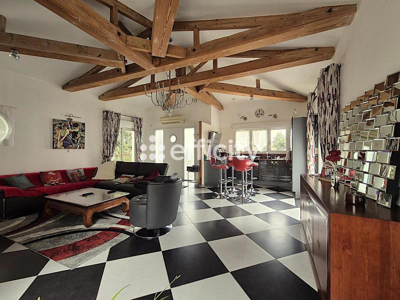 Villa - 141 m² - 5 pièces