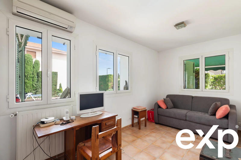 Maison traditionnelle - 155 m² - 6 pièces