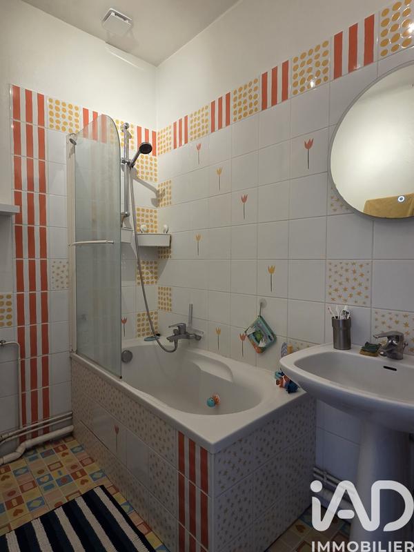 Maison - 82 m² - 5 pièces