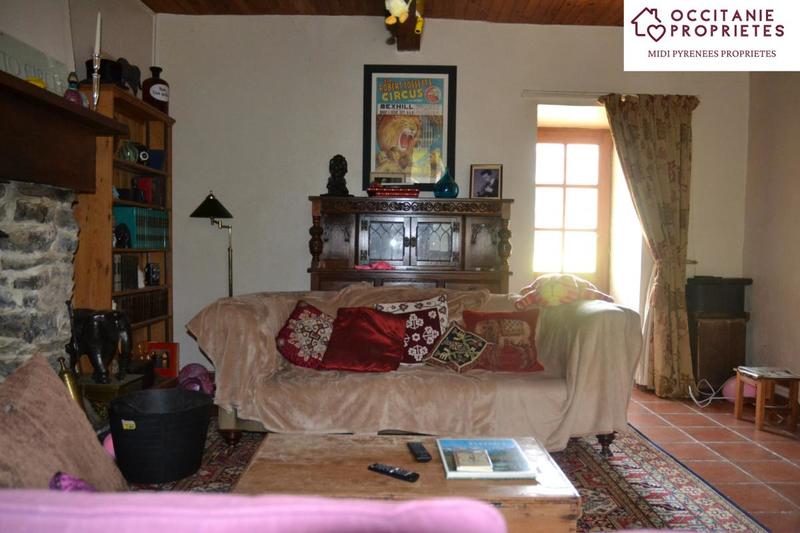 Propriété - 200 m² - 9 pièces