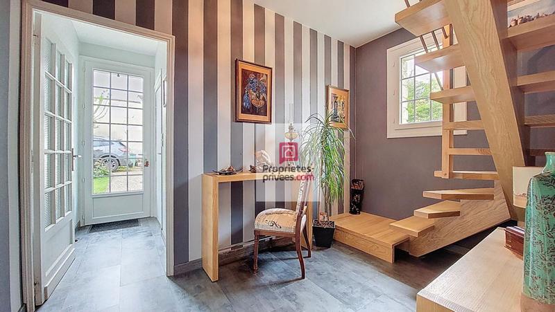 Maison - 137 m² - 5 pièces