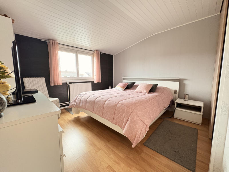 Maison - 92 m² - 5 pièces