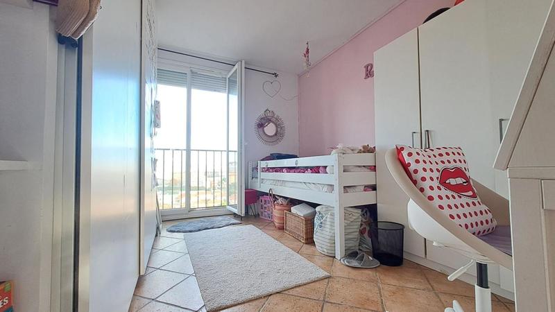 Appartement - 70 m² - 4 pièces