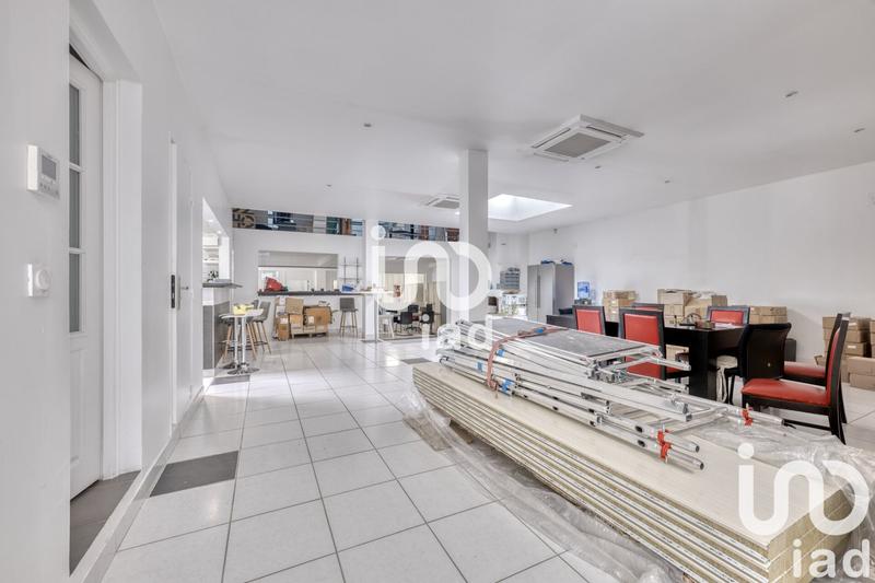 Maison - 435 m² - 7 pièces