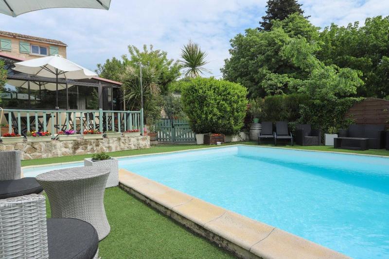 Immeuble - 300 m² - 13 pièces