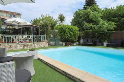 Immeuble - 300 m² - 13 pièces