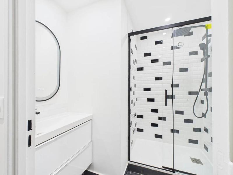 Appartement - 99 m² - 5 pièces