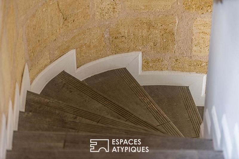 Maison - 234 m² - 6 pièces