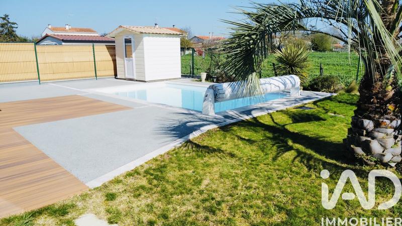 Maison - 98 m² - 4 pièces