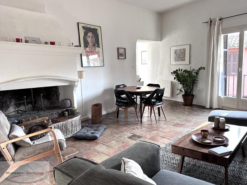 Appartement - 85 m² - 3 pièces