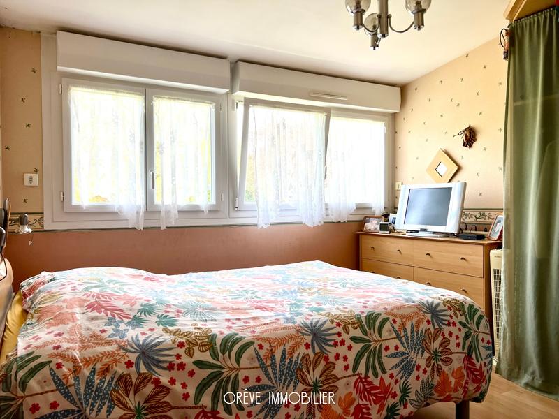 Maison - 98 m² - 5 pièces