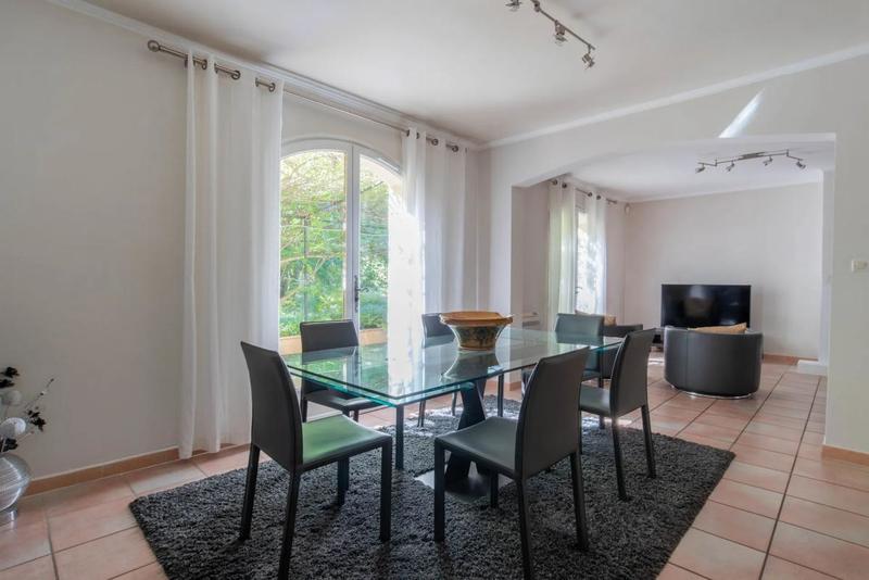 Mas - 162 m² - 10 pièces