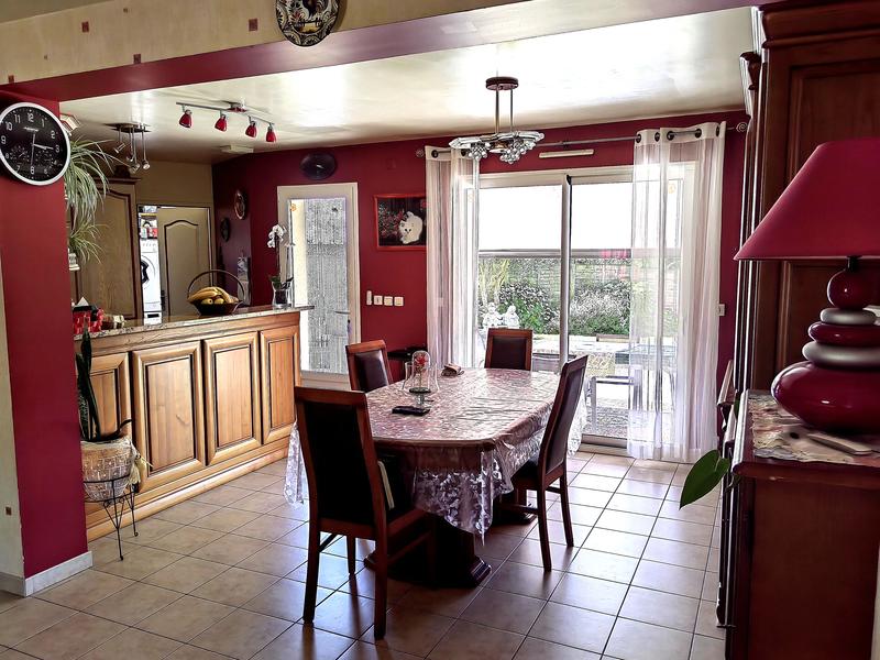 Maison traditionnelle - 160 m² - 7 pièces