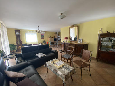 Villa - 140 m² - 5 pièces