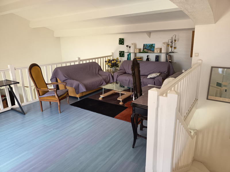 Maison - 266 m² - 7 pièces