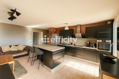 Appartement - 86 m² - 4 pièces