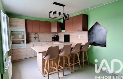 Maison - 97 m² - 4 pièces