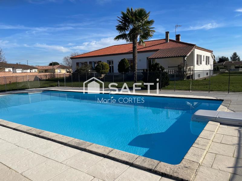 Maison - 212 m² - 7 pièces