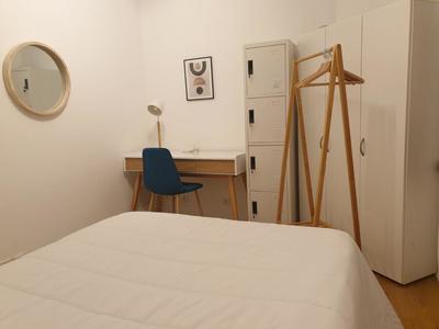 Chambre - 35 m² - 2 pièces