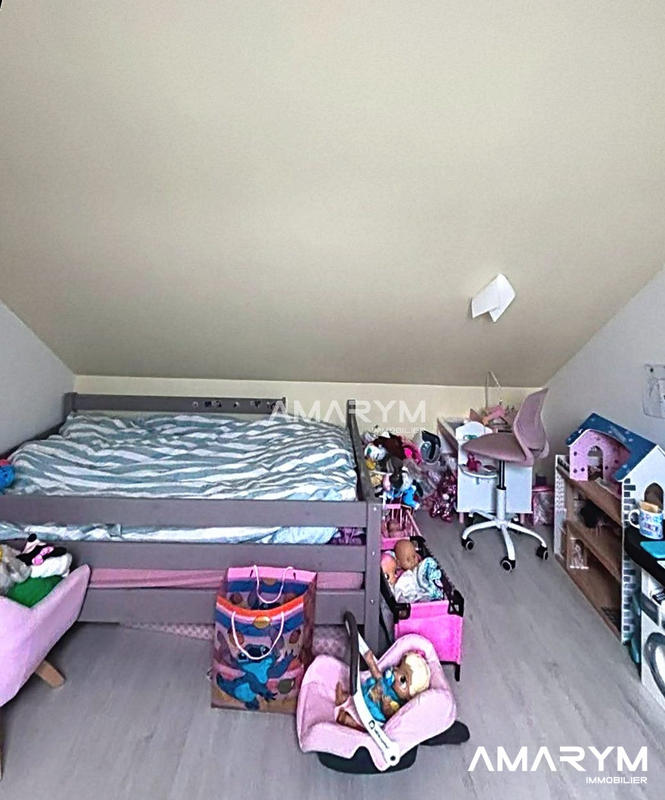 Maison - 92 m² - 5 pièces