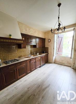 Maison de ville - 225 m² - 14 pièces