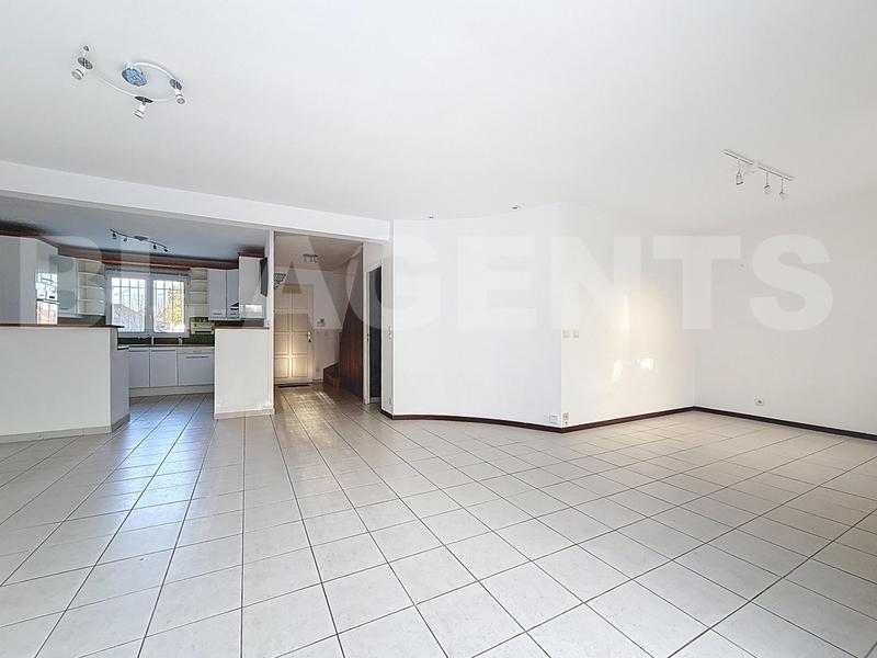 Maison - 146 m² - 6 pièces