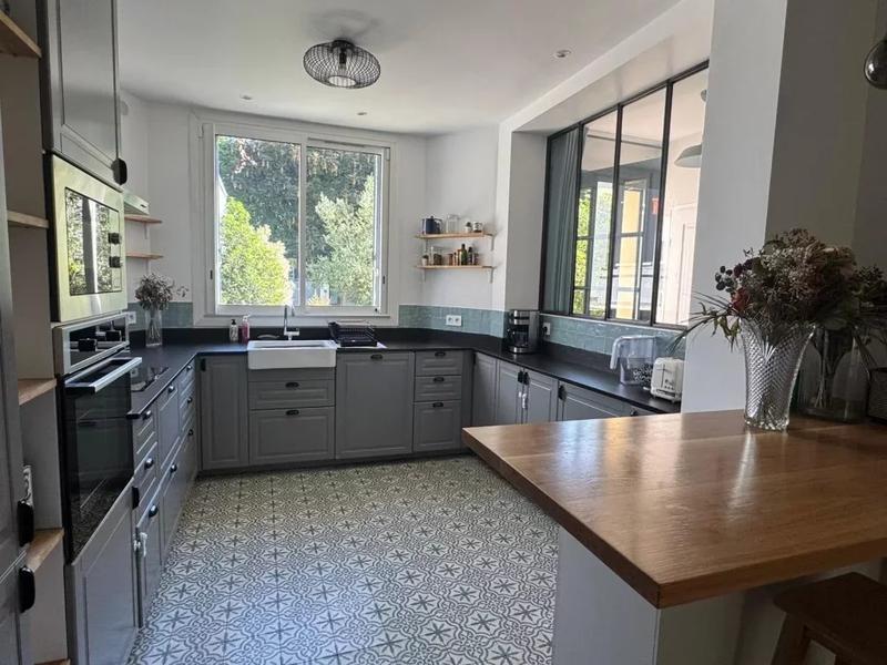 Maison - 130 m² - 6 pièces