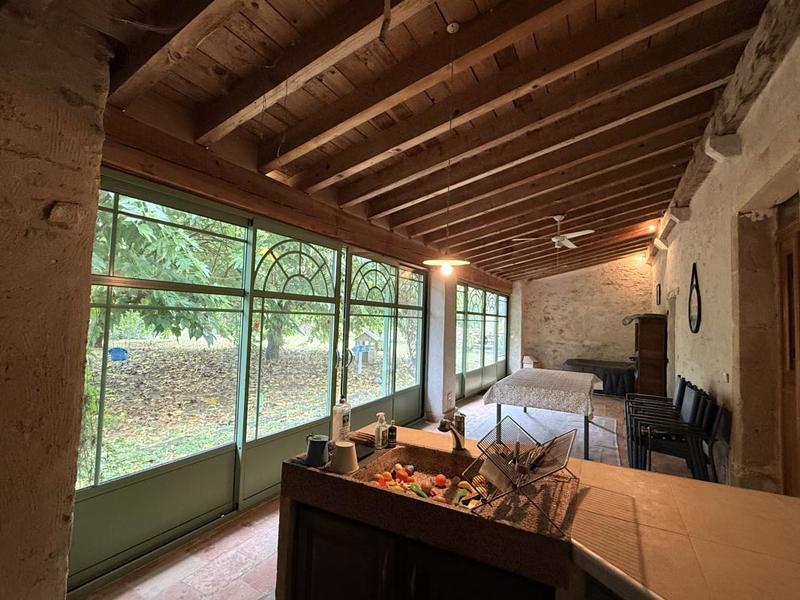 Moulin - 464 m² - 11 pièces