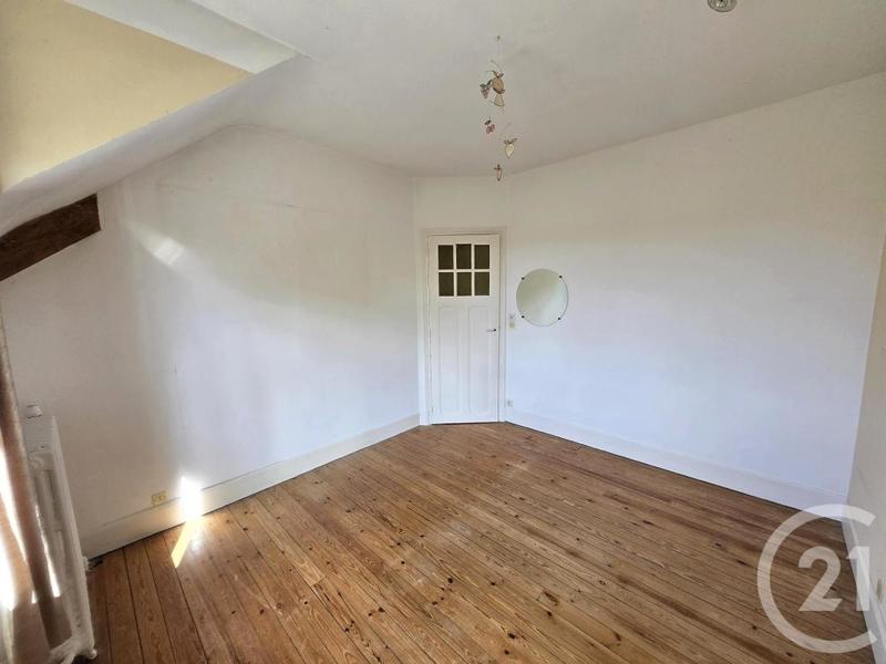 Maison - 98 m² - 5 pièces