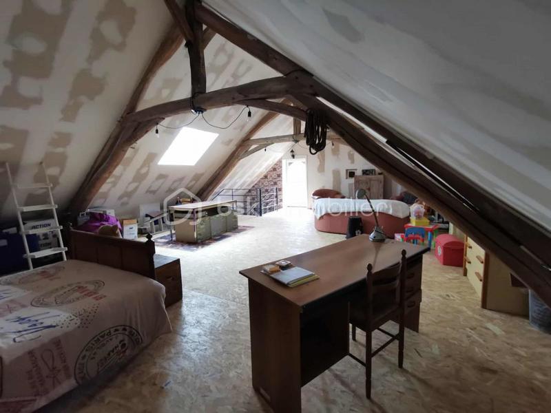 Maison - 212 m² - 7 pièces